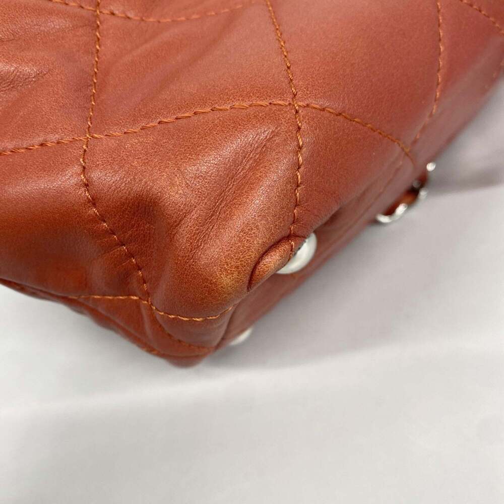 CHANEL Red Lambskin Leather Tote Bag - Picture 7 of 9